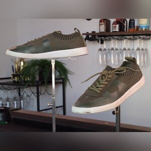 Madden Girl Knit Lace-Up Low-Top Sneaker Olive Sage Green Size 8